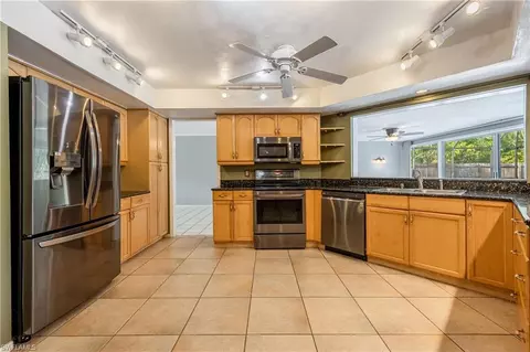 Kitchen - 71 Mentor Dr, Naples, FL 34110 photo 1 of 5