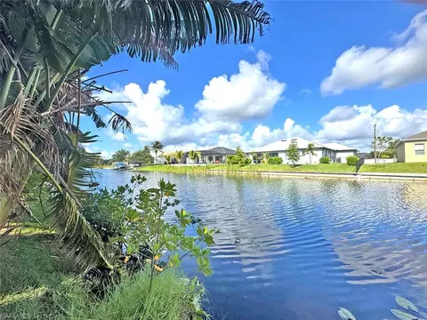 404 SW 26th Ave, Cape Coral, FL 33991
