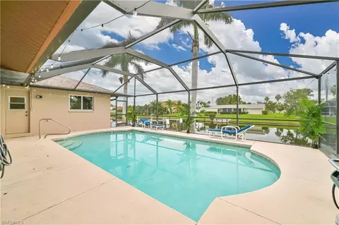 3209 SE 1st Ct, Cape Coral, FL 33904