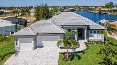2825 SW 31st Ln, Cape Coral, FL 33914
