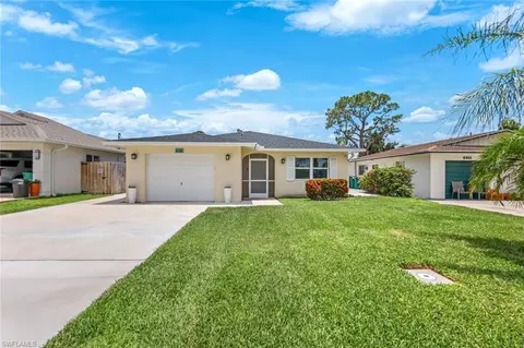 Exterior - 636 98th Ave N, Naples, FL 34108 photo 2 of 5