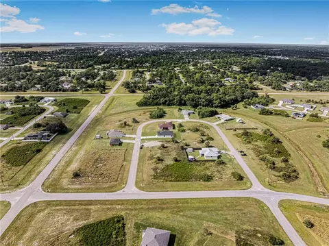 7014 Alfa Cir, Labelle, FL 33935 photo 12