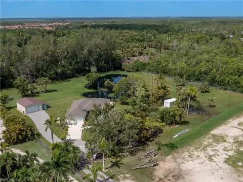 260 Price St, Naples, FL 34113