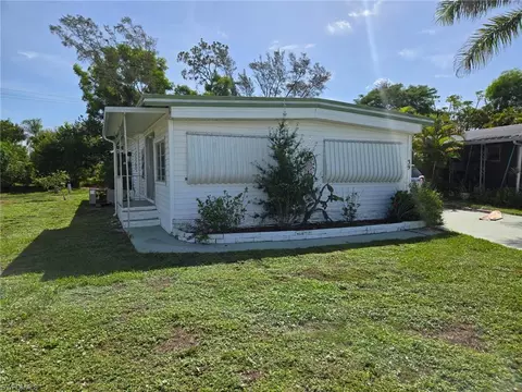 39 San Remo Cir, Naples, FL 34112 photo 2
