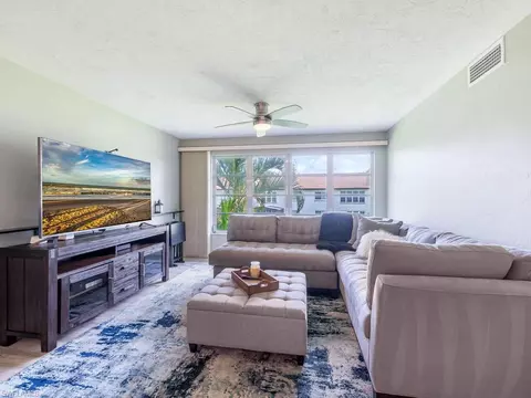 Living - 3603 Arctic Cir #402, Naples, FL 34112 photo 1 of 4