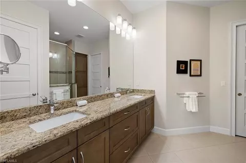 Bath - 6912 Cay Ct, Naples, FL 34113 photo 1 of 3