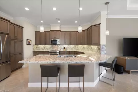 Kitchen - 6912 Cay Ct, Naples, FL 34113 photo 2 of 5
