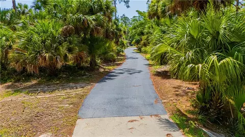 1957 19th St SW, Naples, FL 34117