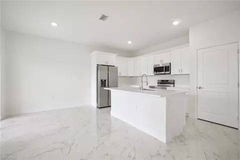 7007 Ramrod Cir, Labelle, FL 33935 photo 9