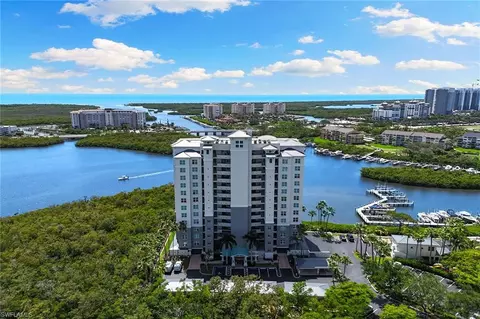 420 Cove Tower Dr #304, Naples, FL 34110