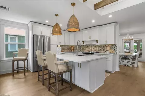 Kitchen - 2832 Weeks Ave, Naples, FL 34112 photo 5 of 9