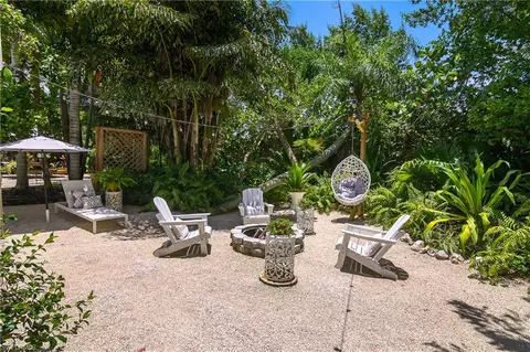 Exterior - 2832 Weeks Ave, Naples, FL 34112 photo 5 of 7