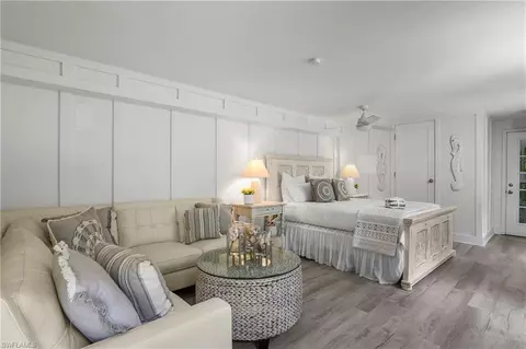 Bedroom - 2832 Weeks Ave, Naples, FL 34112 photo 7 of 9