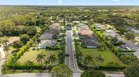 View/Area - 210 Legacy Ct, Naples, FL 34110 photo 3 of 6