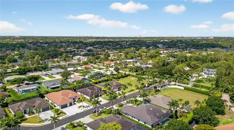 View/Area - 210 Legacy Ct, Naples, FL 34110 photo 5 of 6