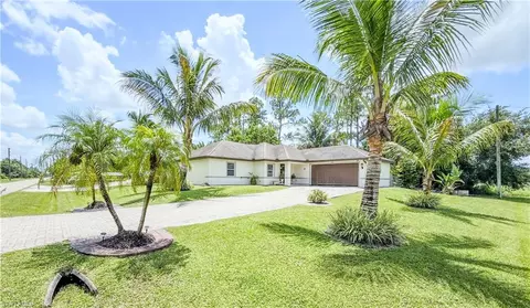 1700 E 15th St, Lehigh Acres, FL 33972