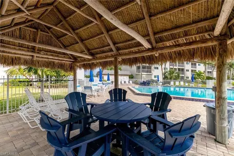 Exterior - 1018 Manatee Rd #E302, Naples, FL 34114 photo 1 of 3