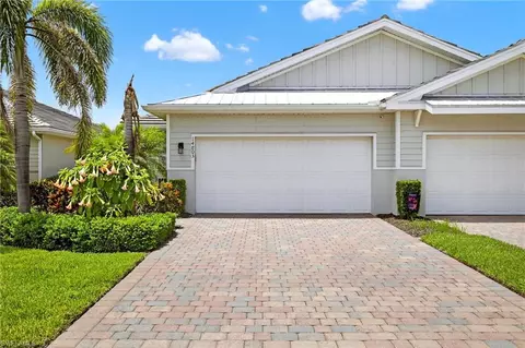 14803 Edgewater Cir, Naples, FL 34114
