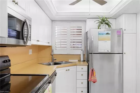 21 High Point Cir E #206, Naples, FL 34103 photo 20