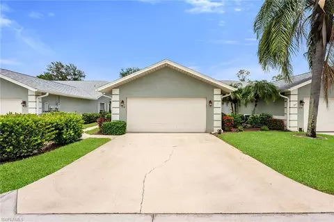1724 Royal Cir #901, Naples, FL 34112