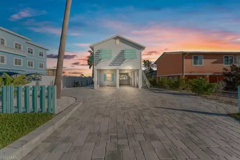 111 Bahia Via, Fort Myers Beach, FL 33931