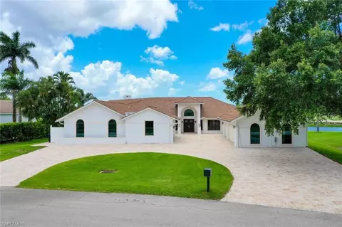 8060 Glenfinnan Cir, Fort Myers, FL 33912