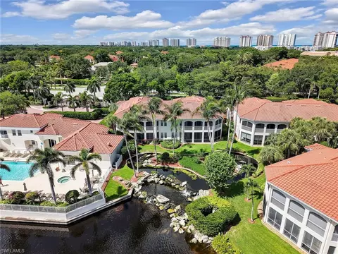 2400 Lambiance Cir #102, Naples, FL 34108