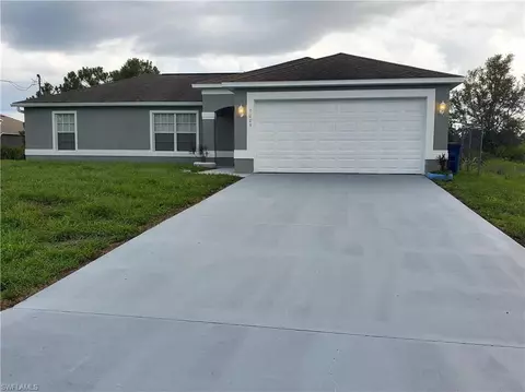 3009 44th St W, Lehigh Acres, FL 33971