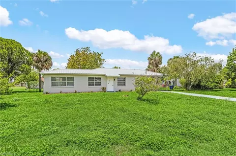 205 Purdue St, Lehigh Acres, FL 33936