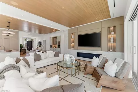 Living - 581 14th Ave S, Naples, FL 34102 photo 2 of 3