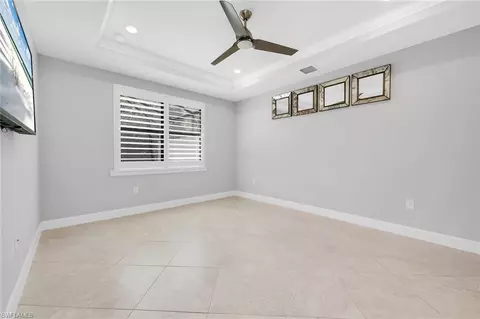 7690 Jacaranda Ln, Naples, FL 34114 photo 17