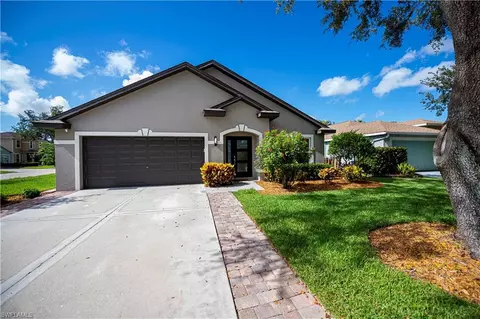 9370 Middle Oak Dr, Fort Myers, FL 33967