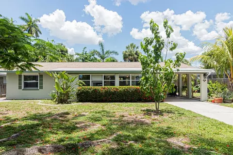 1413 Davis Dr, Fort Myers, FL 33919