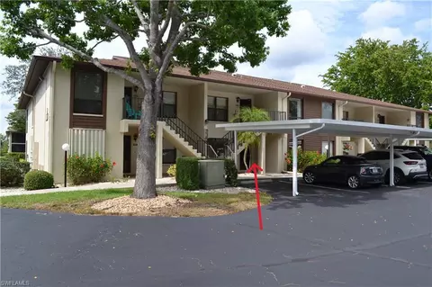 4241 Chantelle Dr #D102, Naples, FL 34112