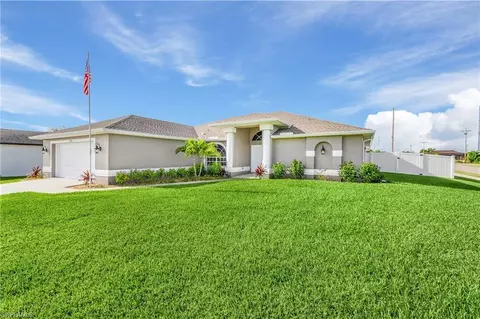 1922 SW 30th St, Cape Coral, FL 33914