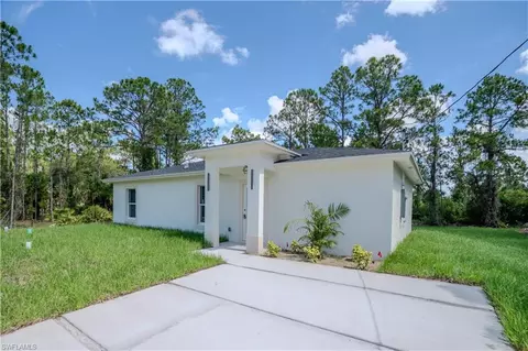 202 Homewood Ave S, Lehigh Acres, FL 33974
