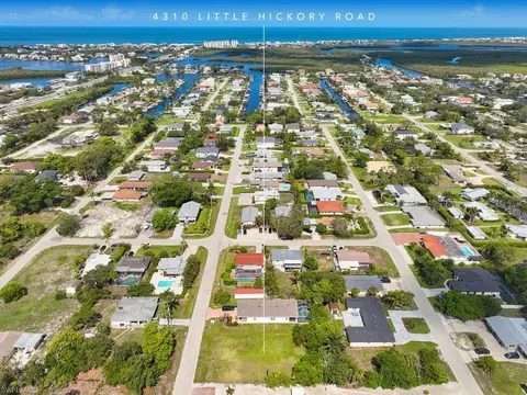 4310 Little Hickory Rd, Bonita Springs, FL 34134