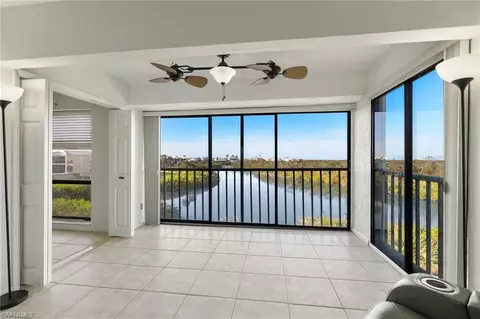 21420 Bay Village Dr #211, Fort Myers Beach, FL 33931