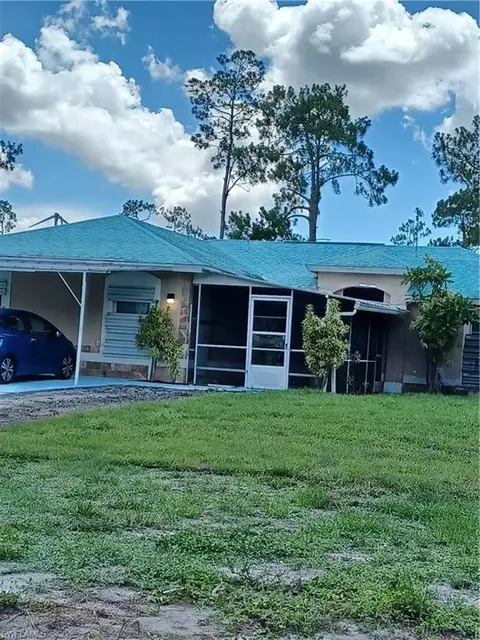 2223 Kean Ct, Naples, FL 34117