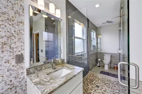Bath - 1949 Par Dr, Naples, FL 34120 photo 3 of 6