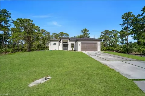 1517 Washington Ave, Lehigh Acres, FL 33972