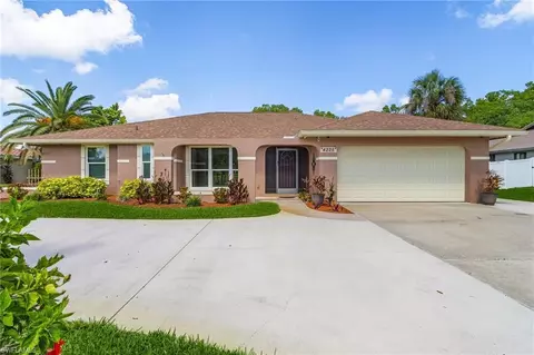 4225 Glasgow Ct, North Fort Myers, FL 33903