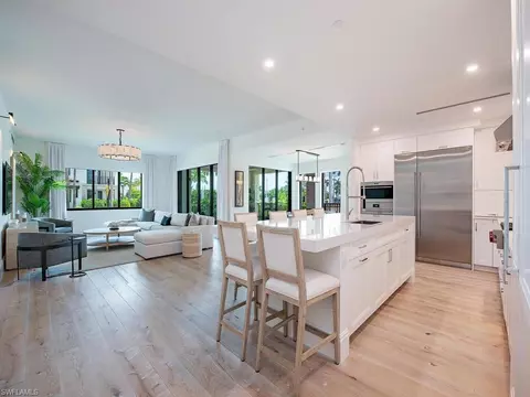 1130 3rd Ave S #109, Naples, FL 34102