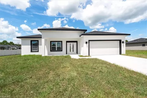 4727 San Ignacio Dr, Sebring, FL 33872 photo 2
