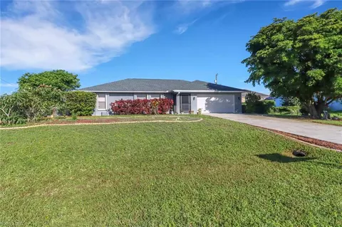 2220 SW 3rd Pl, Cape Coral, FL 33991