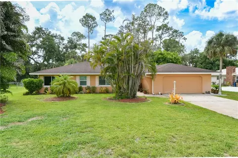 212 Lake Ave, Lehigh Acres, FL 33936