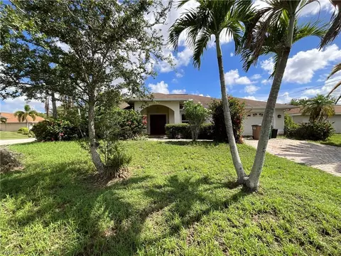 2117 SE 9th Ter, Cape Coral, FL 33990