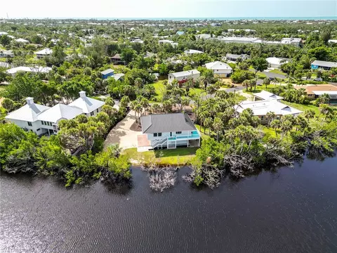 9455 Beverly Ln, Sanibel, FL 33957