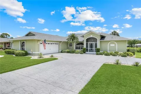 7563 Woodland Bend Cir, Fort Myers, FL 33912