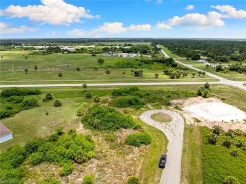 7013 Alpine Ct, Labelle, FL 33935 photo 9